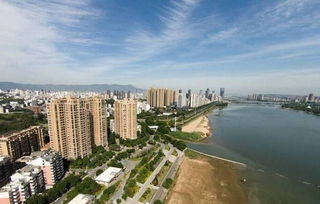 福州市民 網(wǎng)友點贊 福州藍 需要大家共同保護珍惜