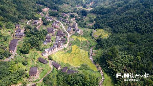 永泰縣清涼鎮:不死傳奇驚山田 紅色傳統耀文潭